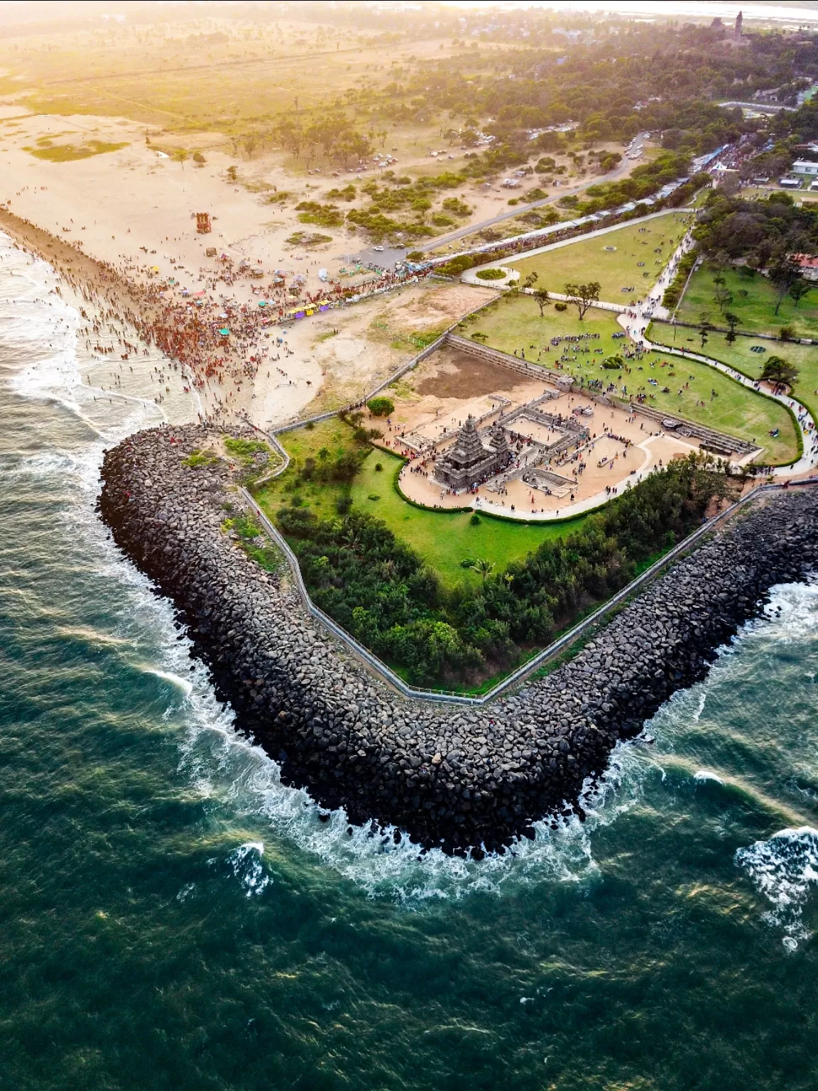 Photo of Mahabalipuram Beach Temple By Dhenesh Annamalai