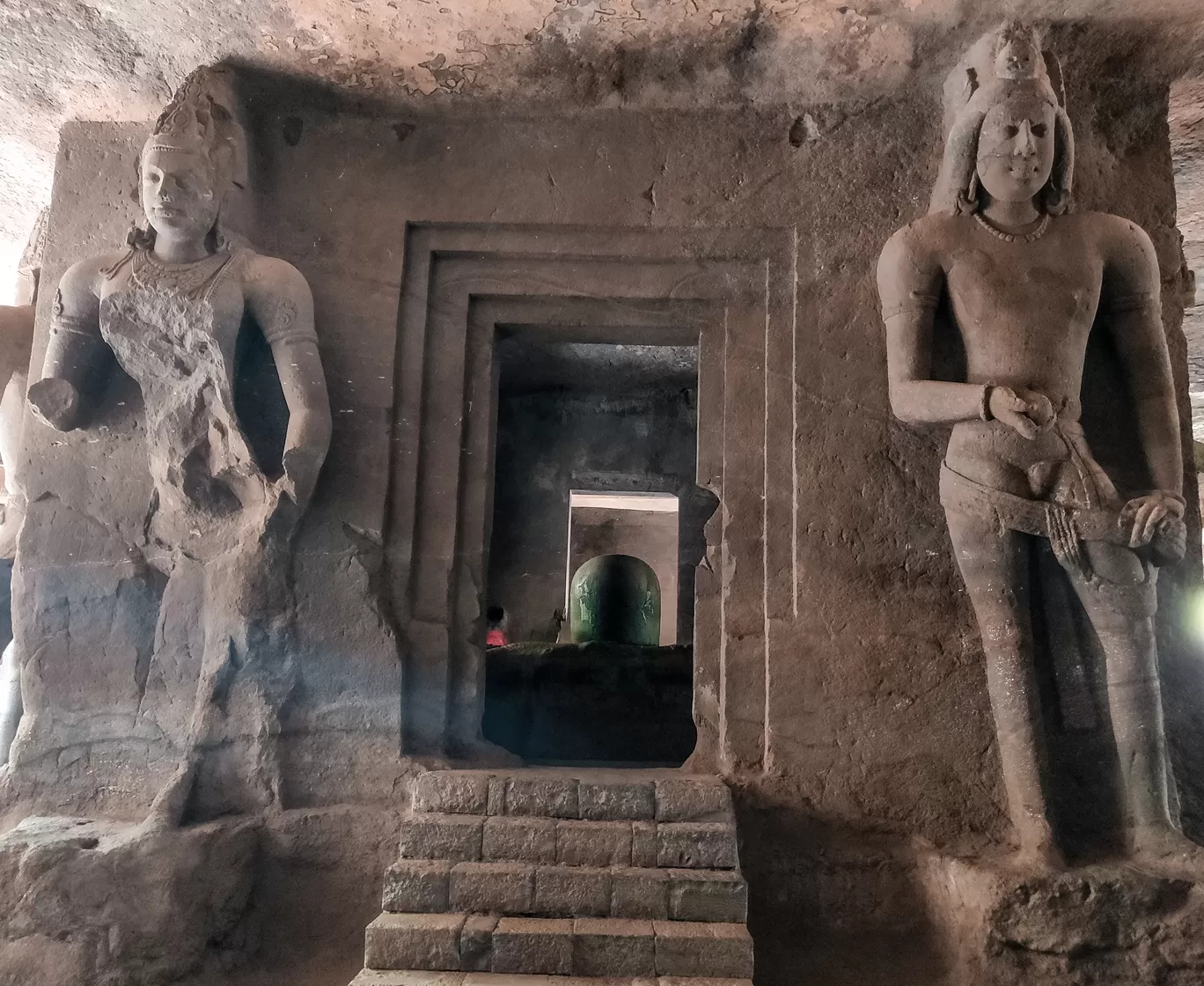 Photo of Elephanta Caves By Pankaj Prajapati