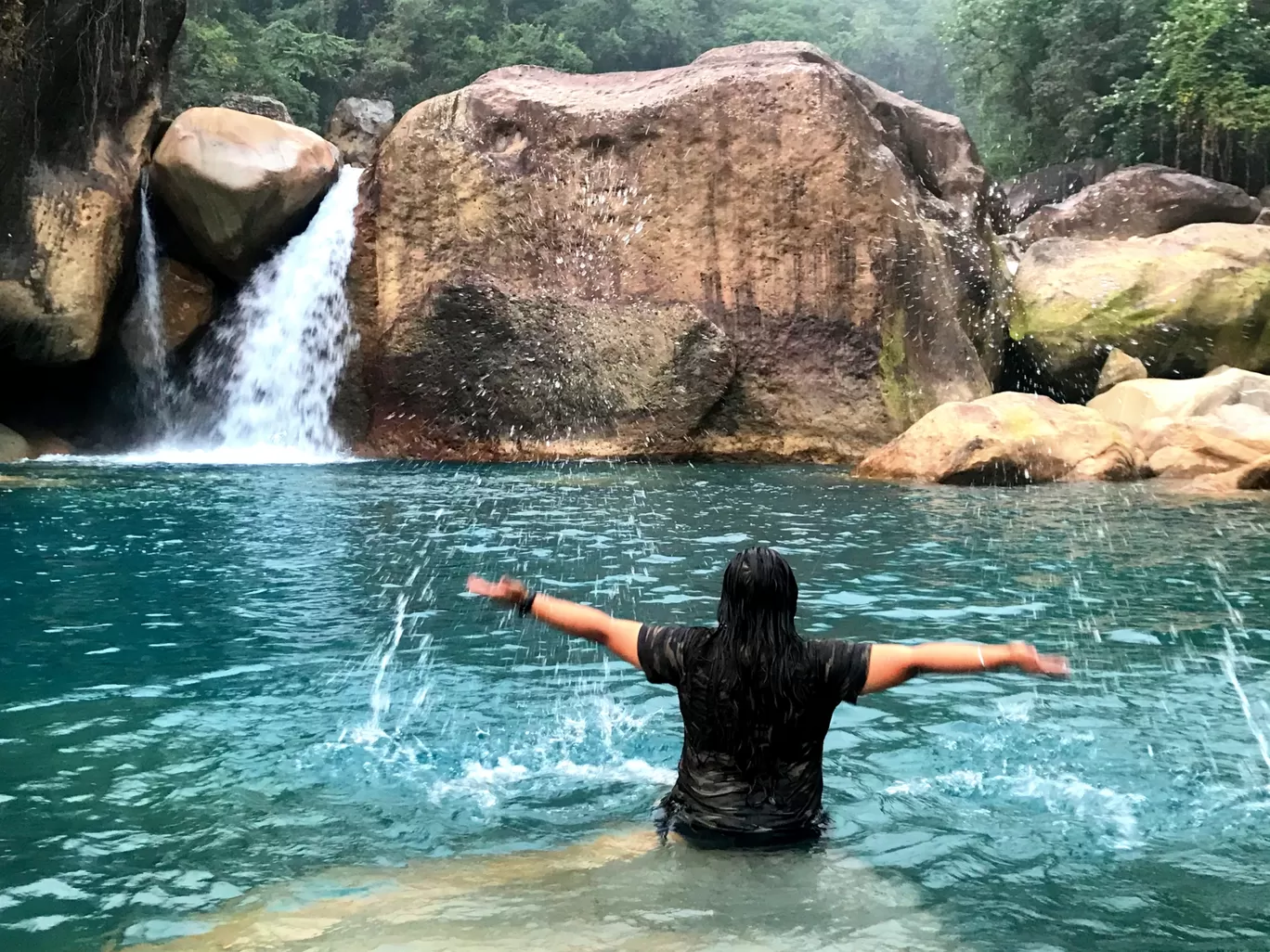 Photo of Krang Suri Waterfall By Tasheen Essani