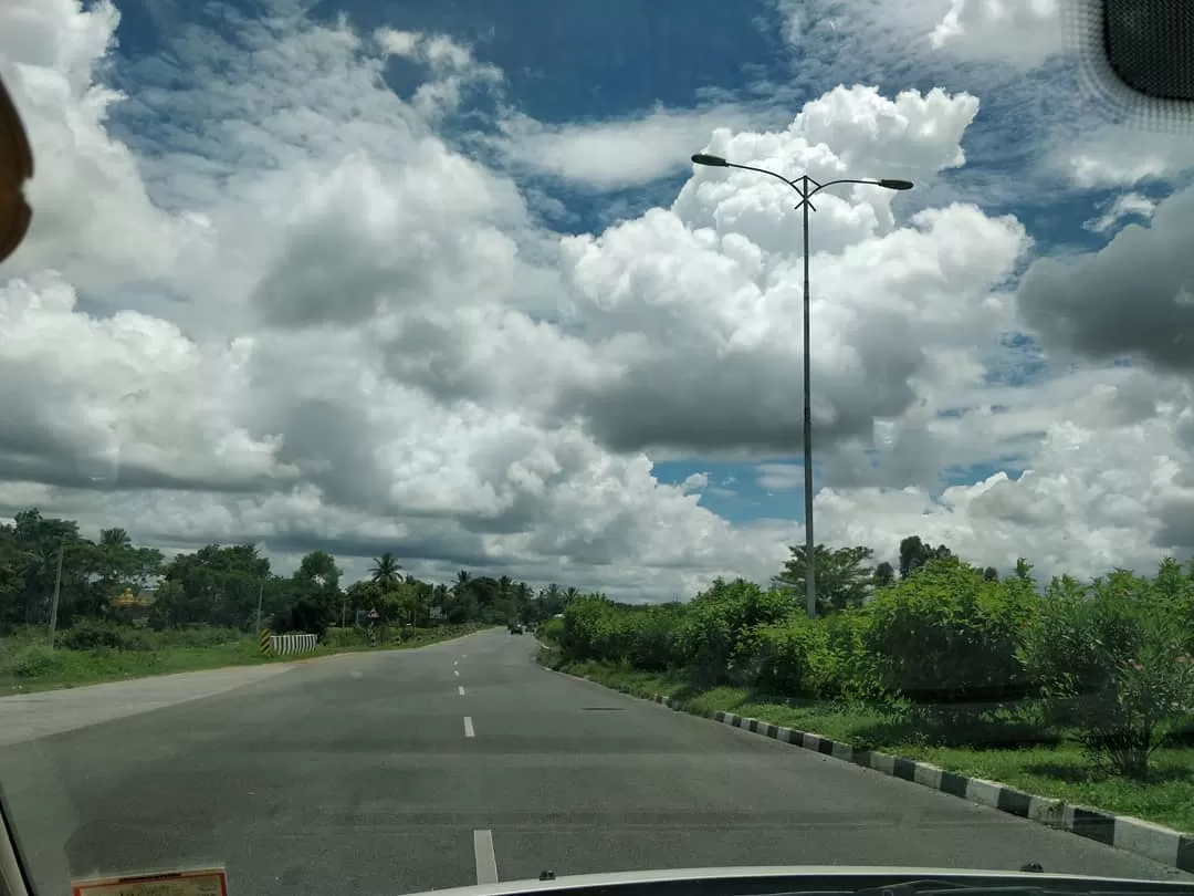 Photo of Bangalore - Mysore Road By Kiran Naidu