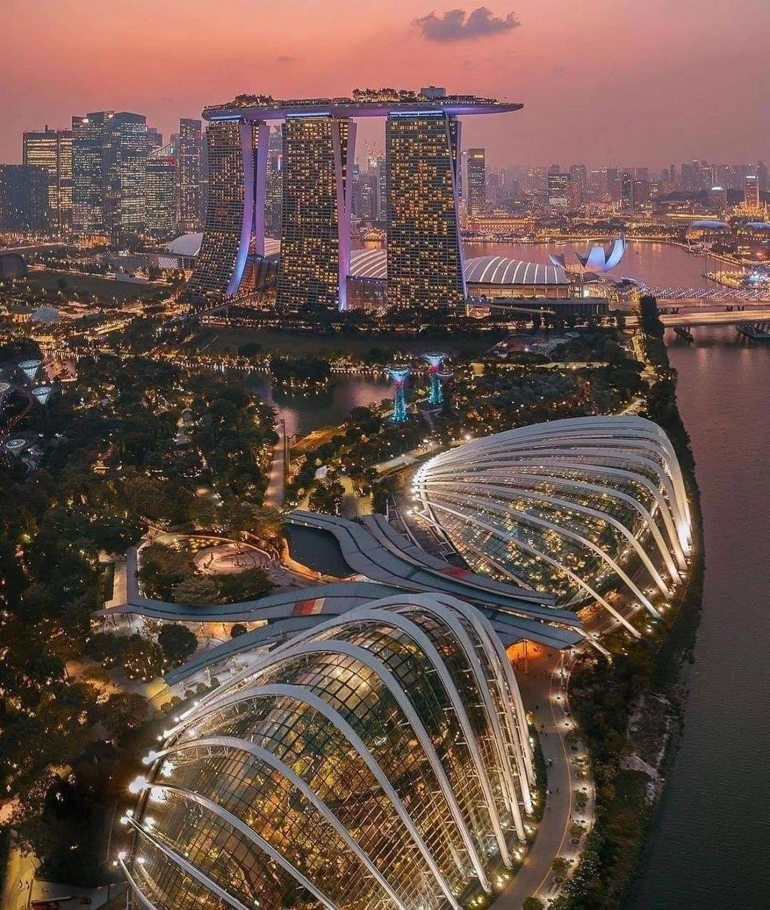 Photo of Singapore By Srishti (still.winds)