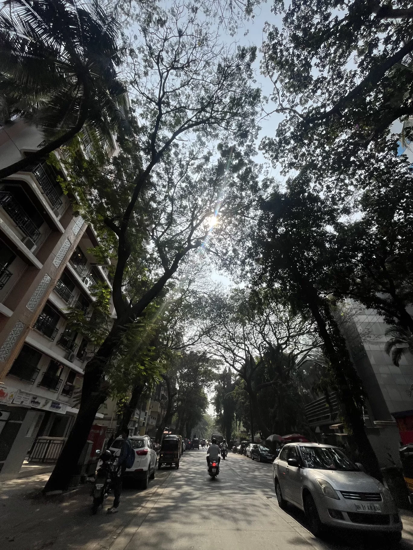 Photo of Mumbai By Srishti (still.winds)