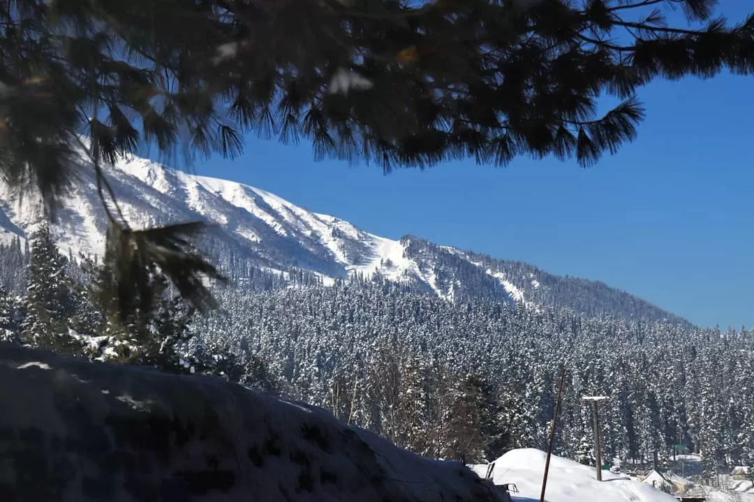 Photo of Gulmarg Tourist Destination By Saahil Ayub