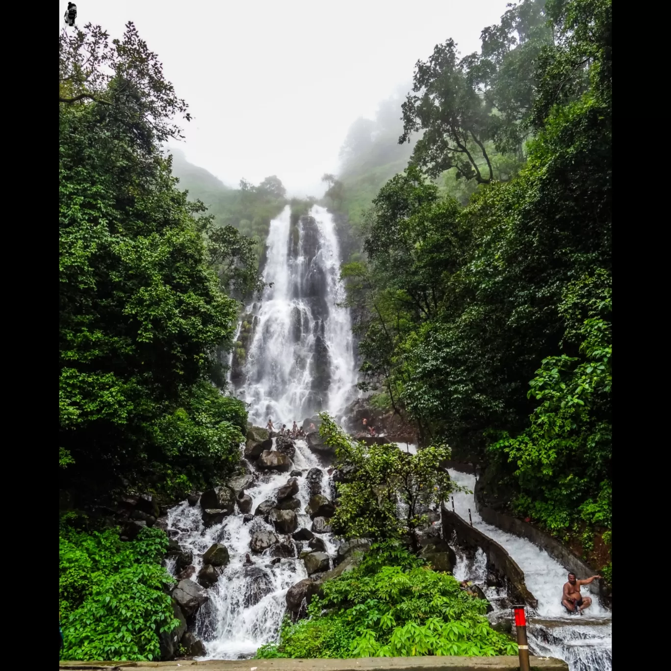 Photo of Amboli Ghat Waterfall By Sha Li Ni K