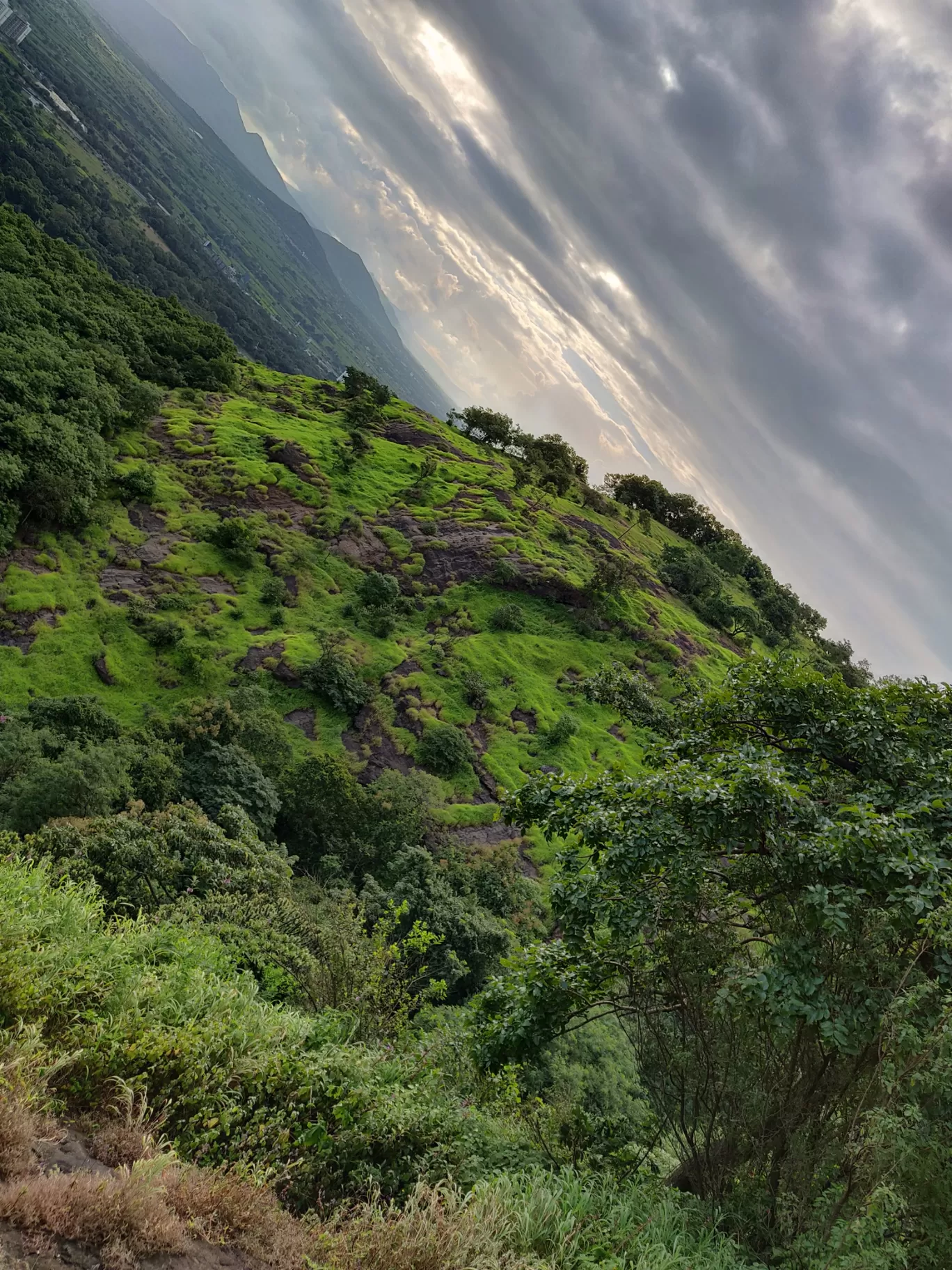 Photo of Begdewadi Waterfall By Pratik Barhate
