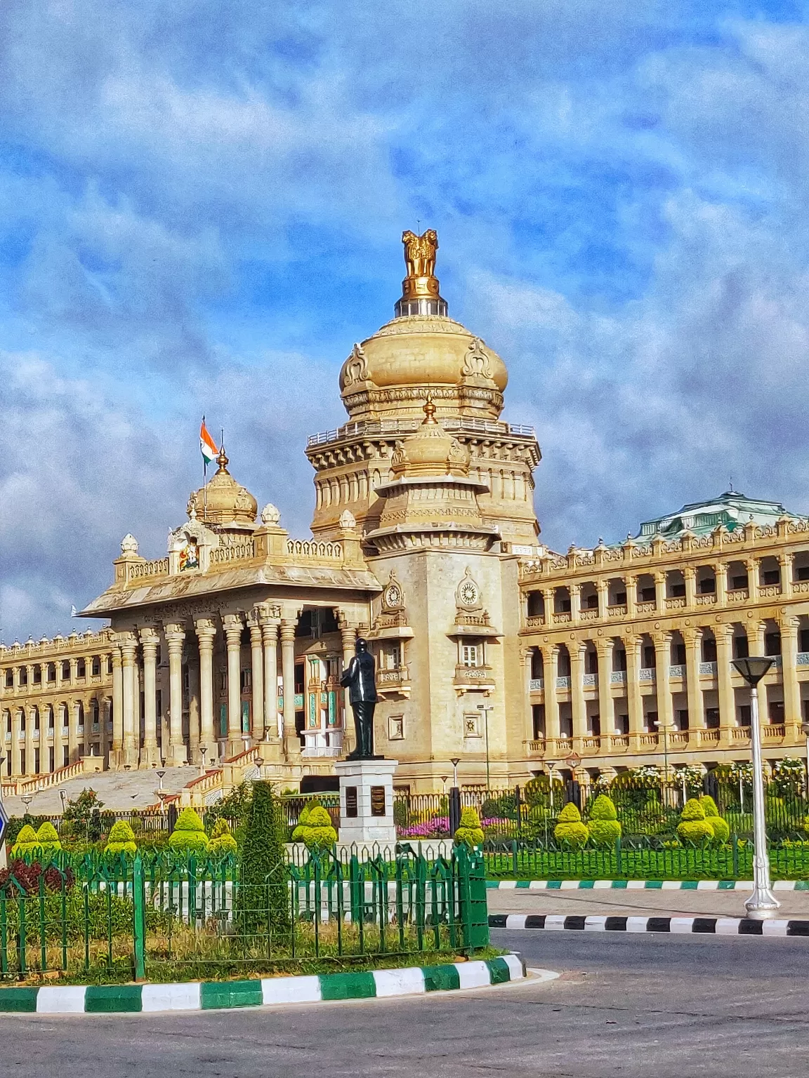 Photo of Vidhana Soudha By Madhvi and Prarabdh