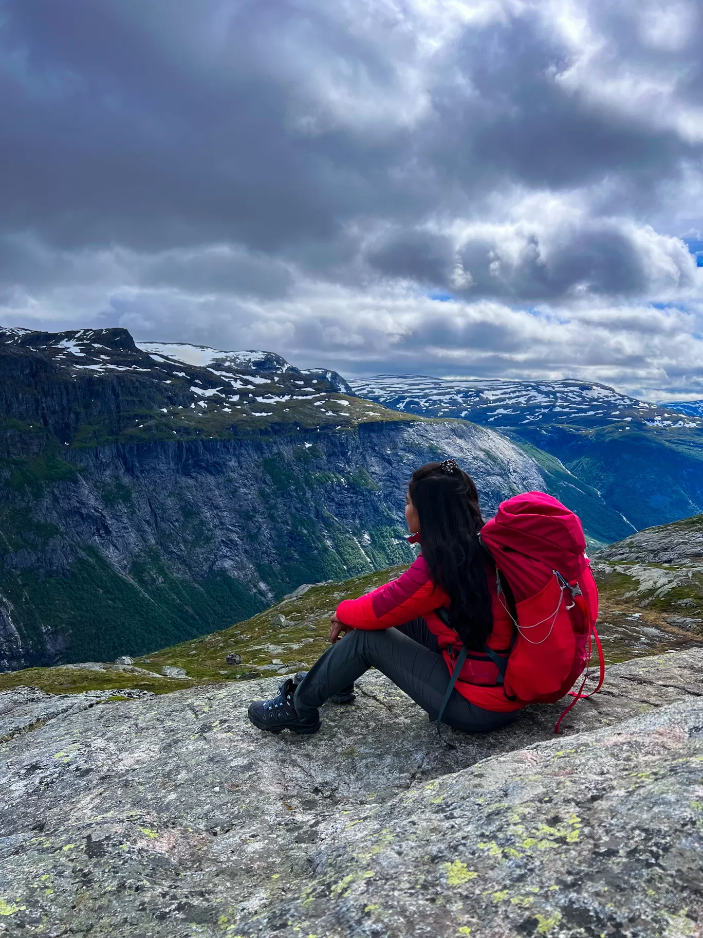 Photo of Trolltunga By Shivangi Johri