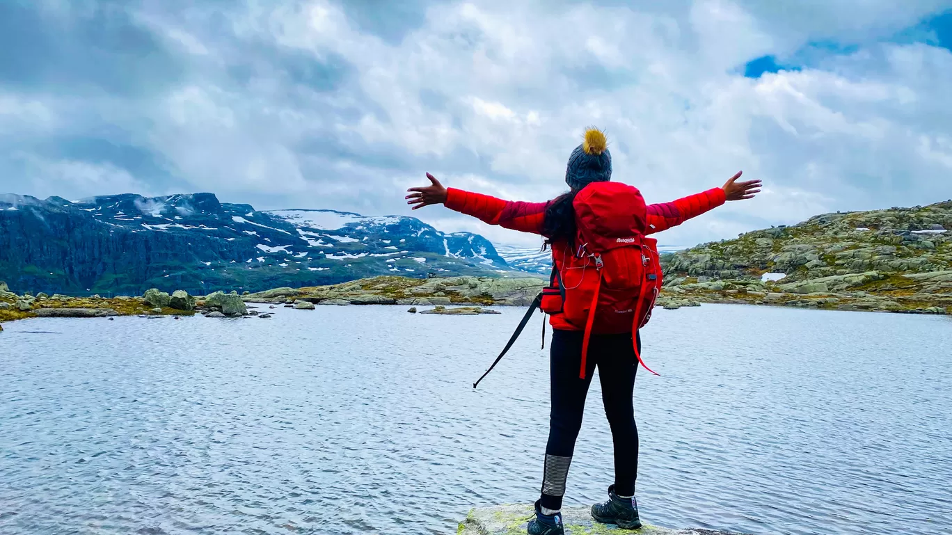 Photo of Trolltunga By Shivangi Johri