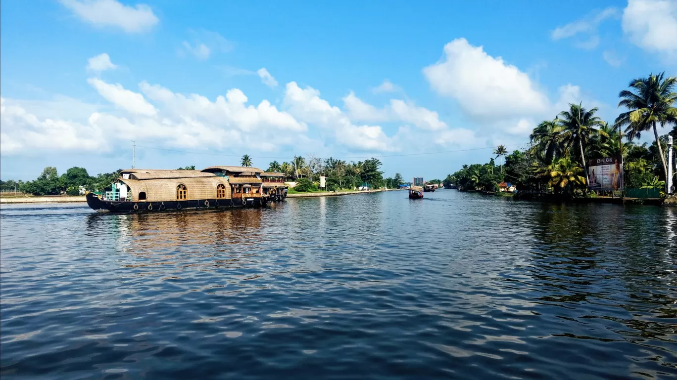 Photo of Alleppey Backwater By Subham Senapati