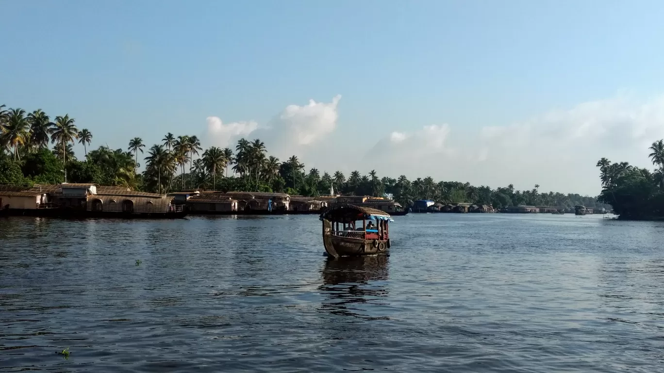 Photo of Alleppey Backwater By Subham Senapati