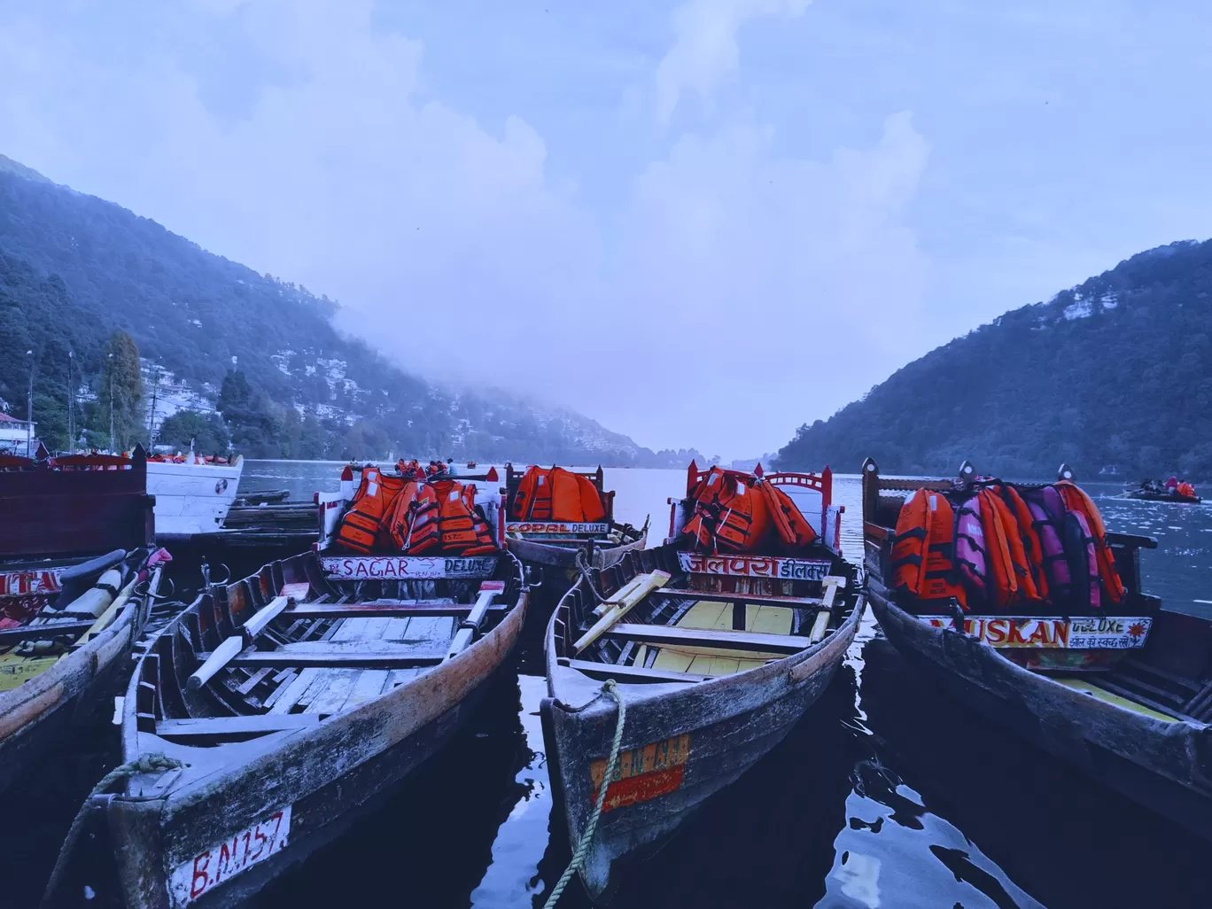 Photo of Nainital Lake By vishal Arora