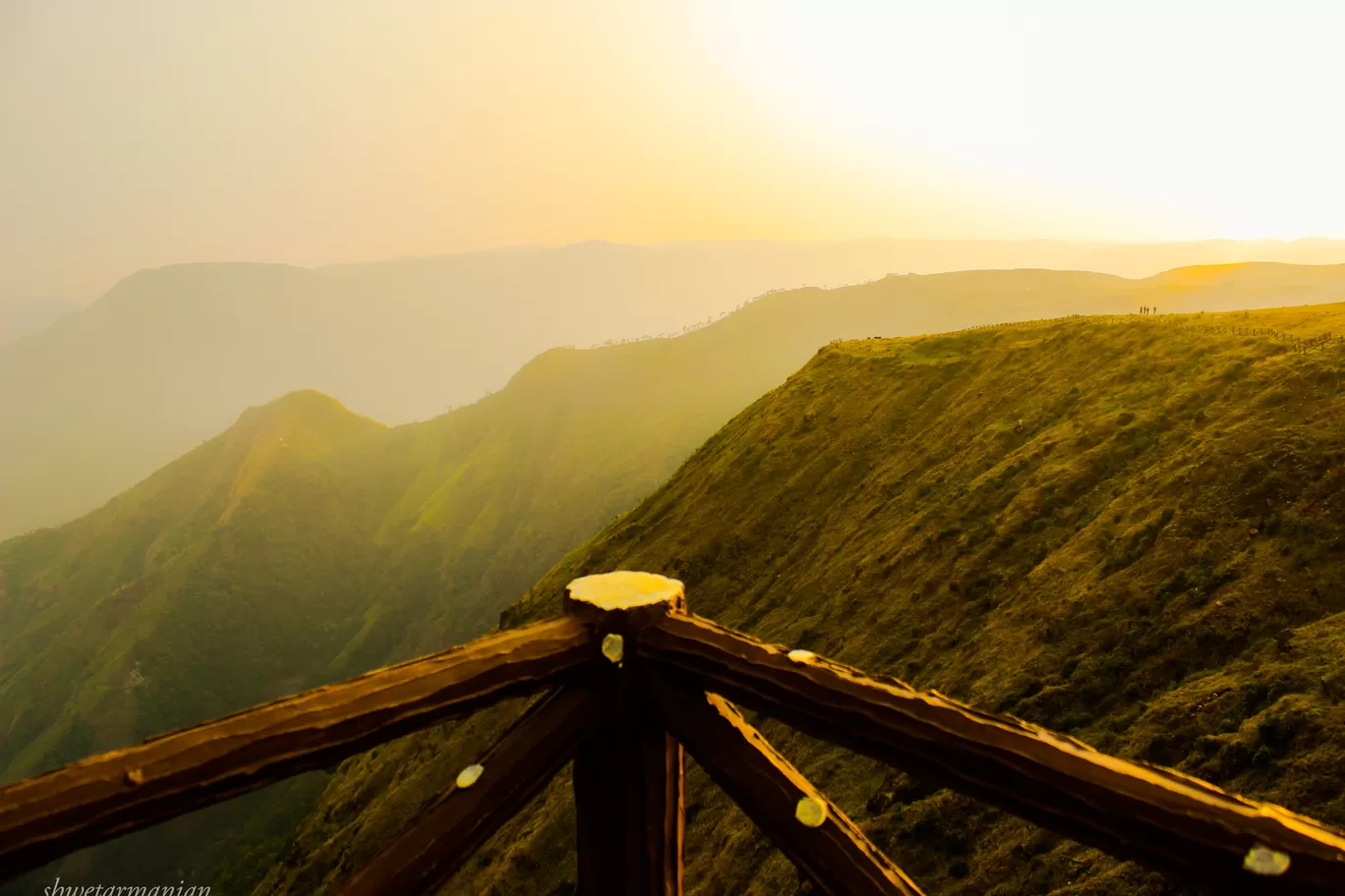 Photo of Laitlum Canyon By Shweta Subramanian