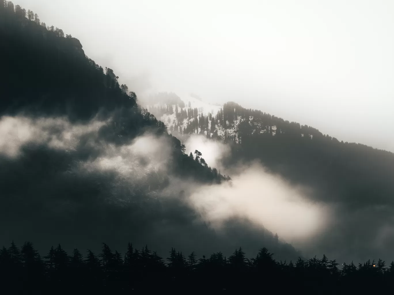 Photo of Manali By Abdullah Saghir Ahmad