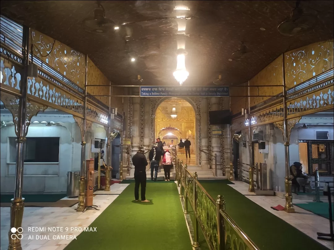 Photo of Gurudwara Bangla Sahib By Travel Yaatri