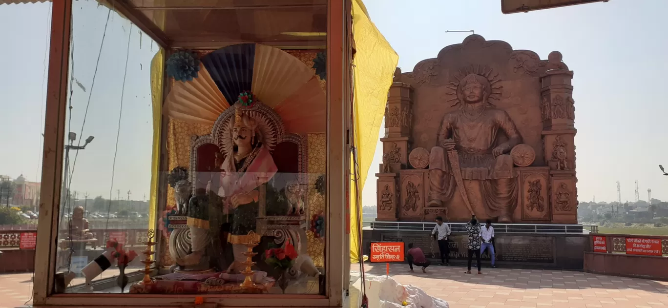 Photo of Mahakaleshwar Jyotirlinga By Traveling Book