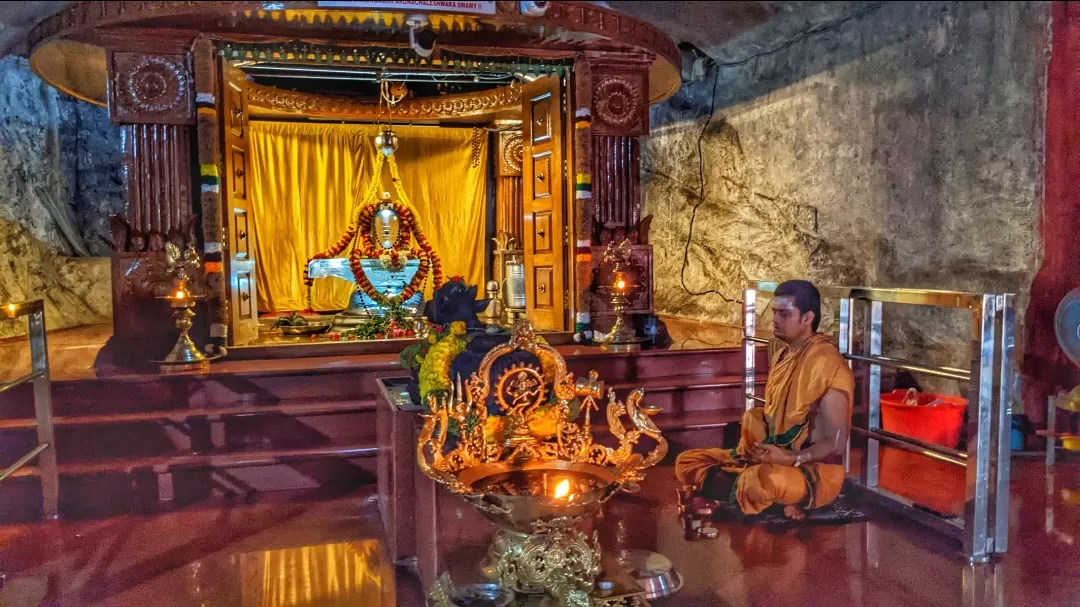 Photo of Shrungagiri Sri Shanmukha Swami Gudi By Aparajita