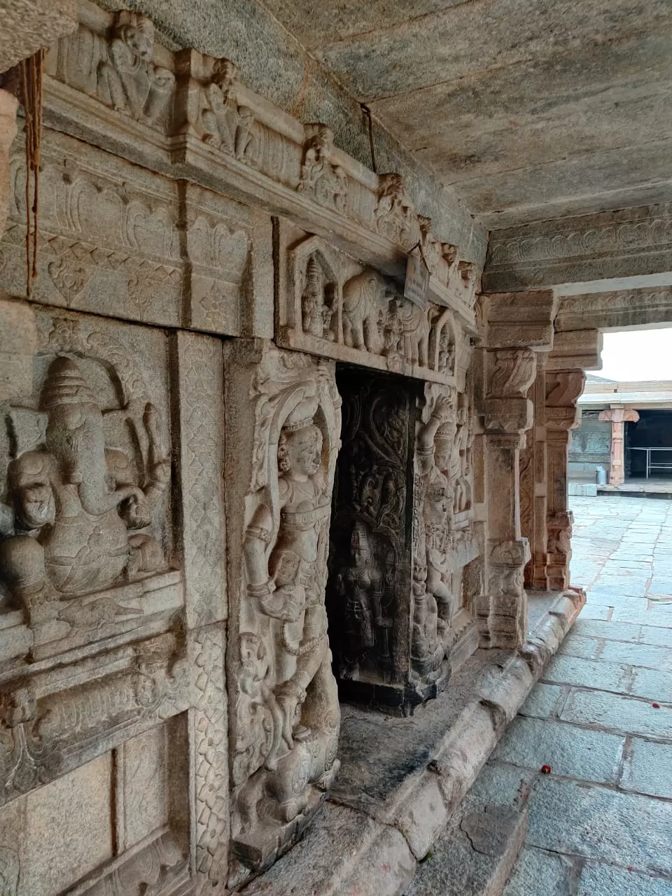 Photo of Bhoga Nandeeshwara Temple By Aparajita