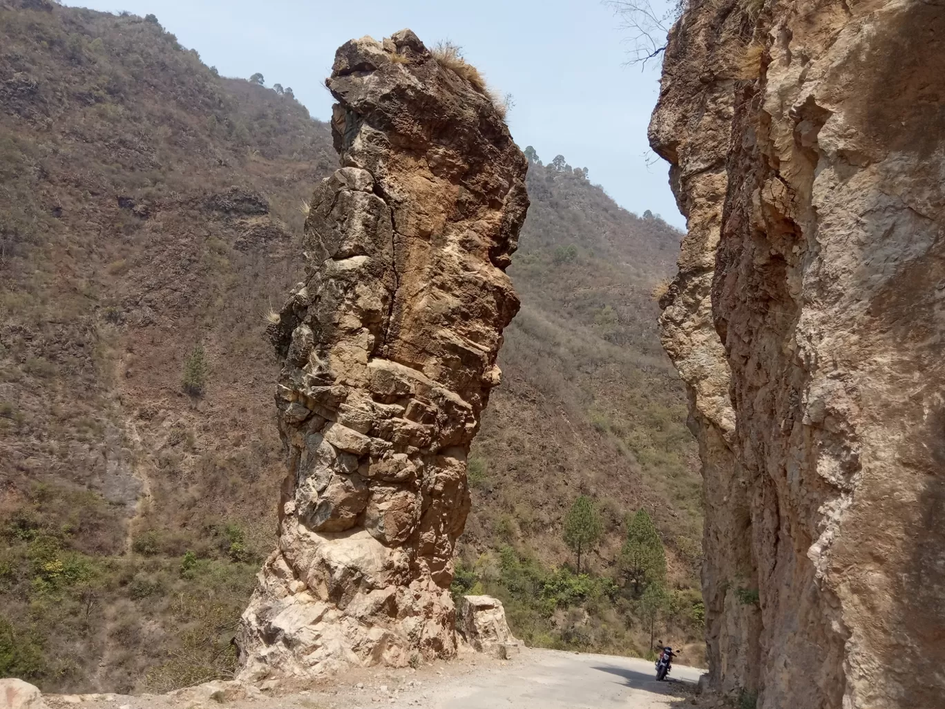 Photo of Dobra-Chanti Jhoola Bridge By Manoj Nagwal