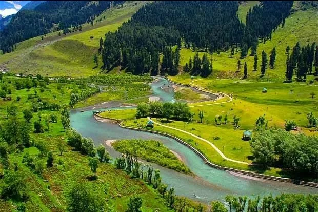 Photo of Jammu and Kashmir By Travelogyblog 