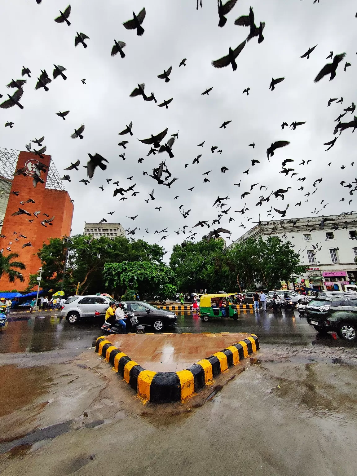 Photo of Connaught Place By vandana kumari