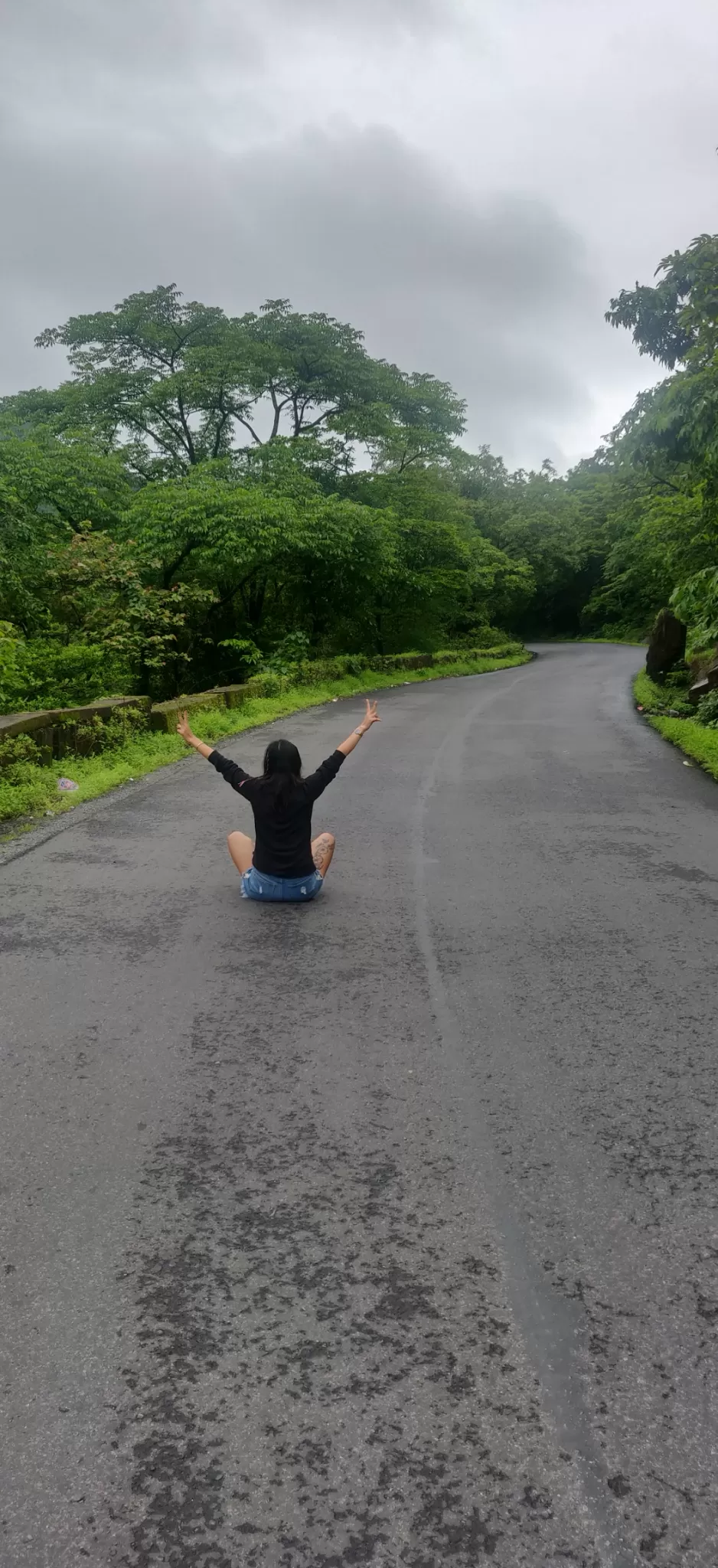 Photo of Amboli Ghat Waterfall By Paleen Paul W Edmond