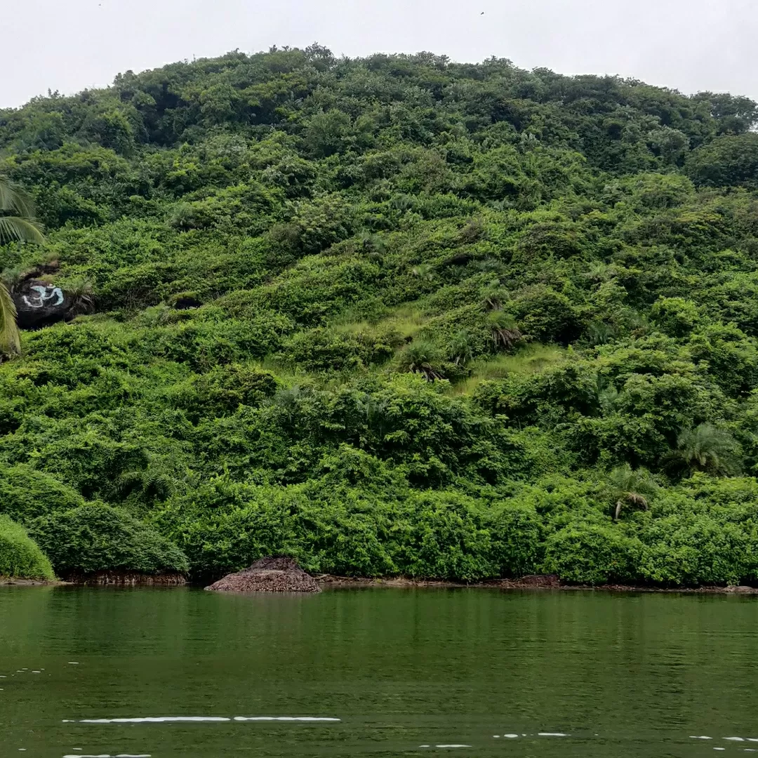 Photo of Arambol Sweet Water Lake By Paleen Paul W Edmond