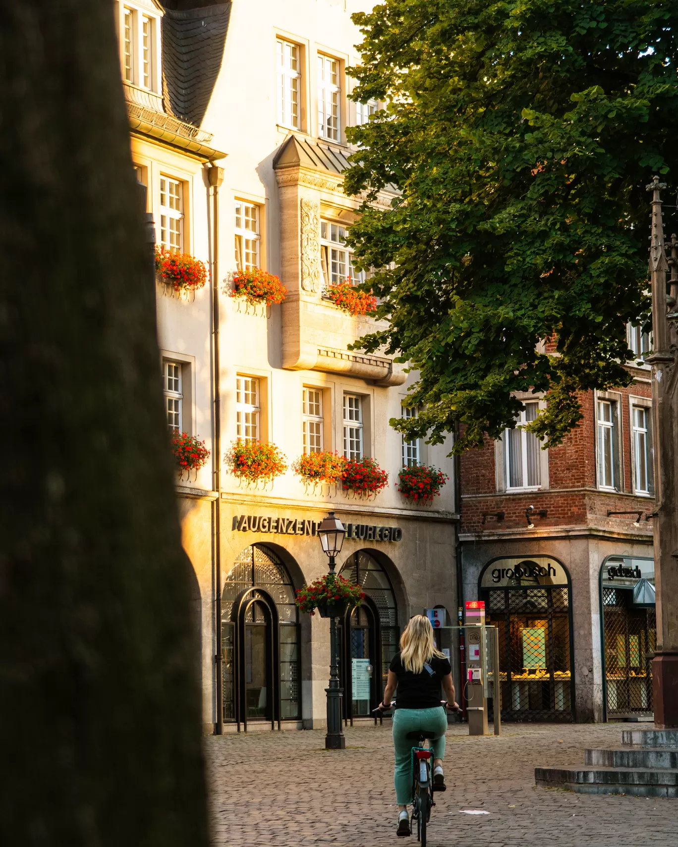 Photo of Aachen By NJ Travel Films