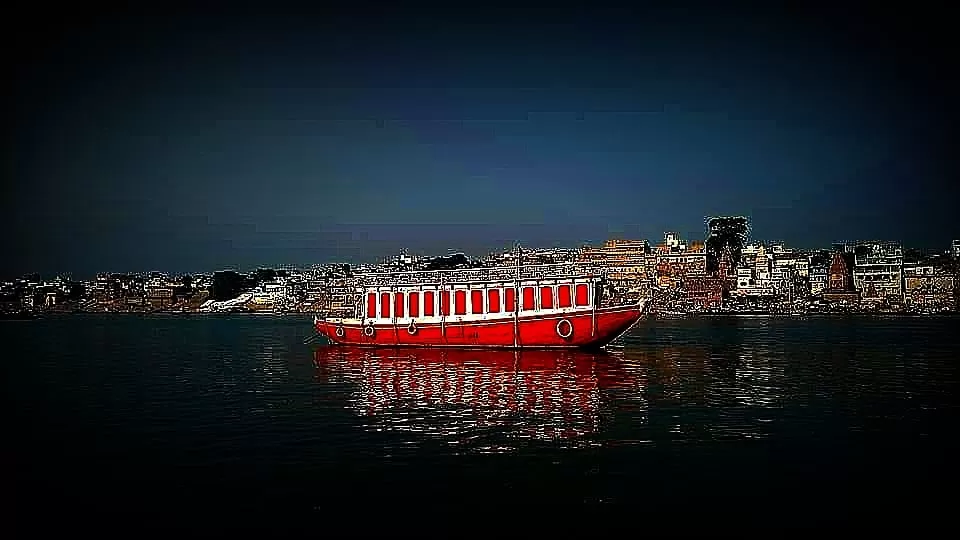Photo of Varanasi By PUNIT SHRIWASTAV