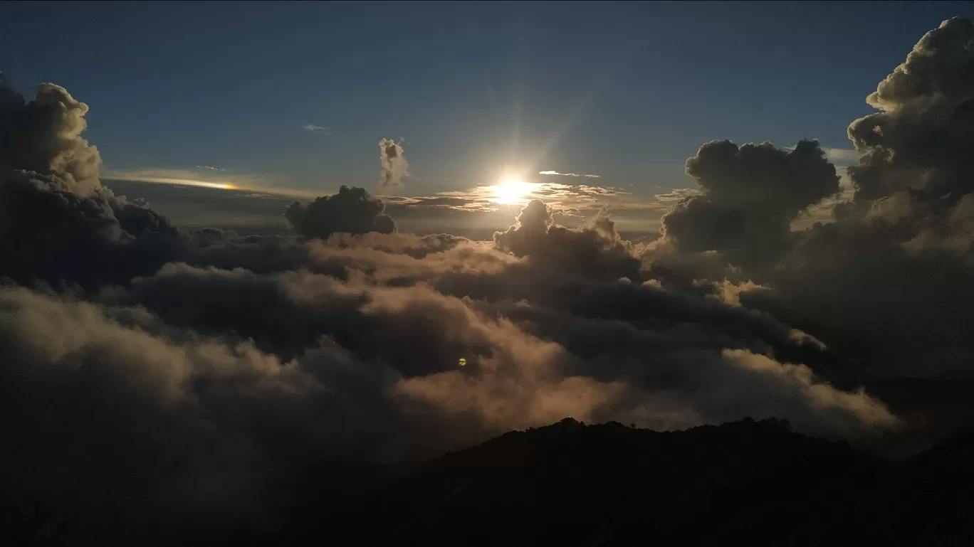 Photo of Sandakhphu By Manjula Pal