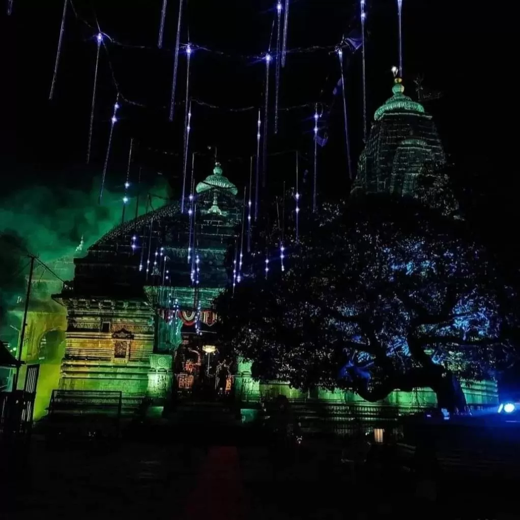 Photo of Trimbakeshwar Jyotirlinga By Life On Wheels - Abhiksha