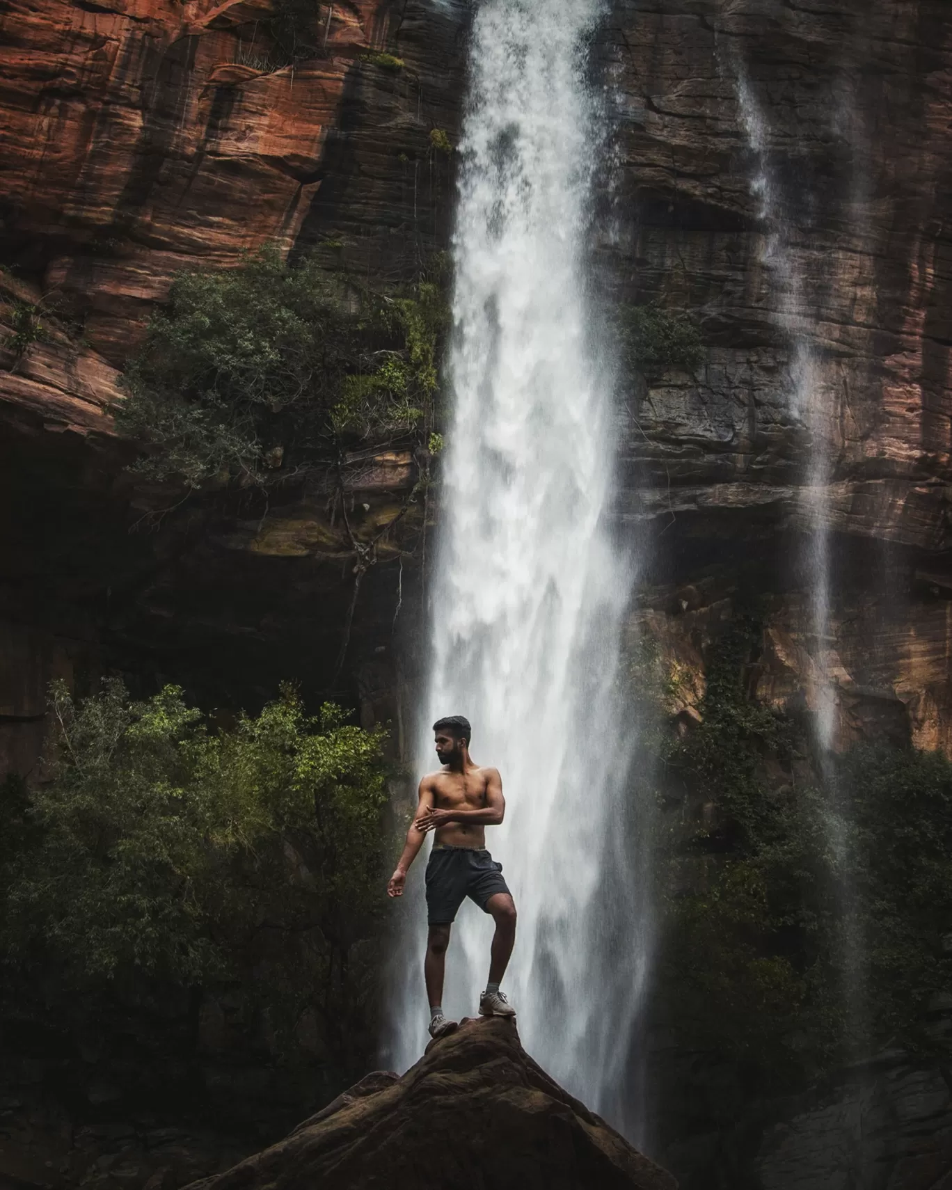 Photo of Amargarh Waterfalls By Mohit Mohit