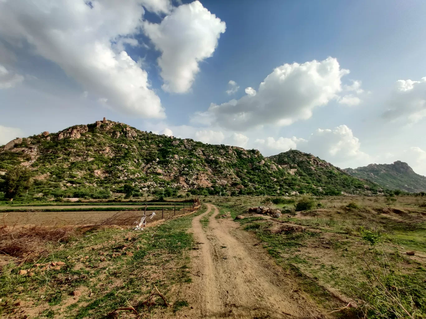 Photo of Idar By Jaymil Kharadi