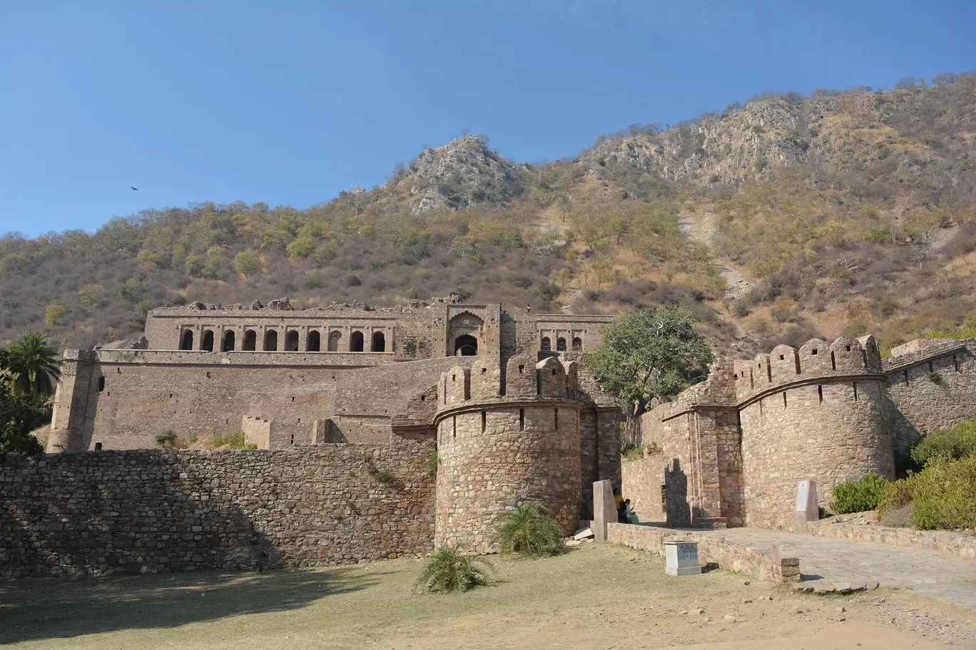 Photo of Bhangarh By Bhavesh Daga