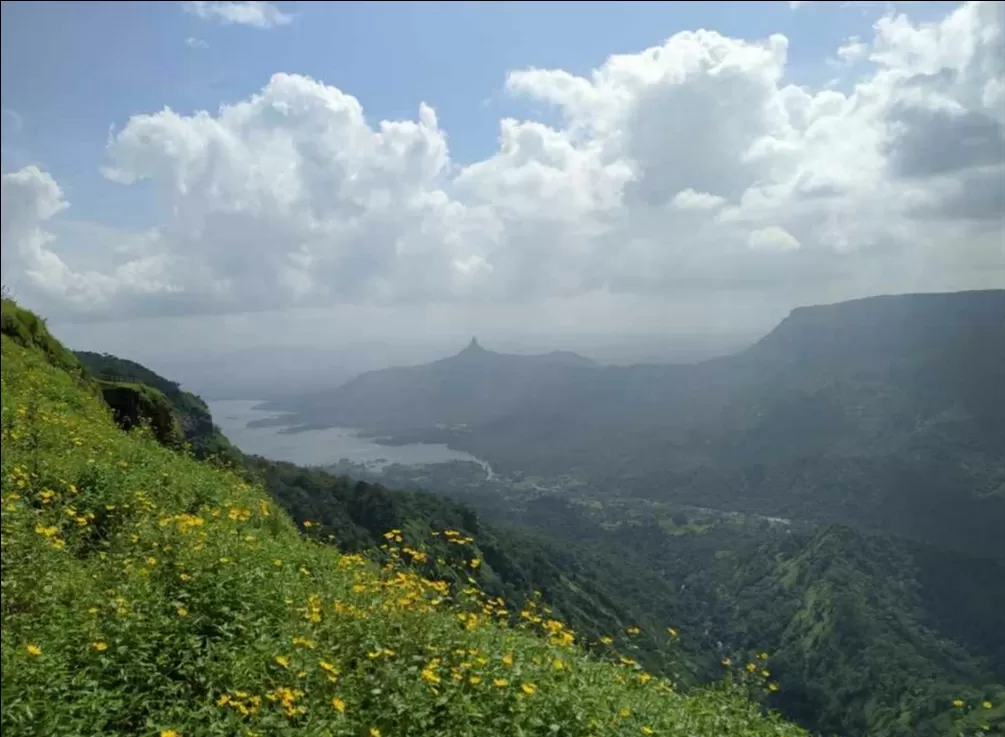 Photo of Matheran Hill Station By Sarita Singh