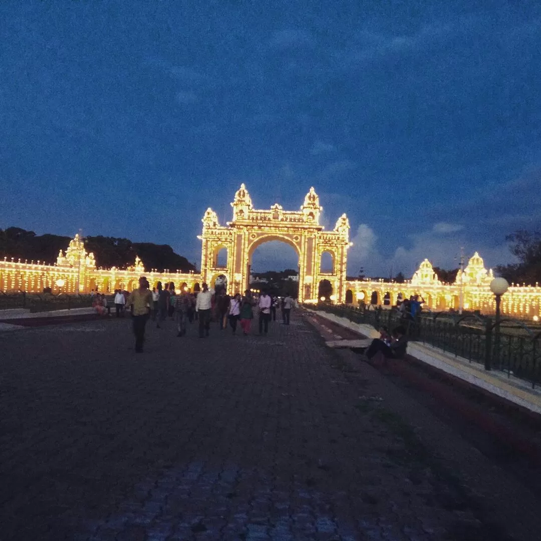 Photo of Mysore Palace By Na_ghar_hai_na_thikana (Deeksha Joshi)