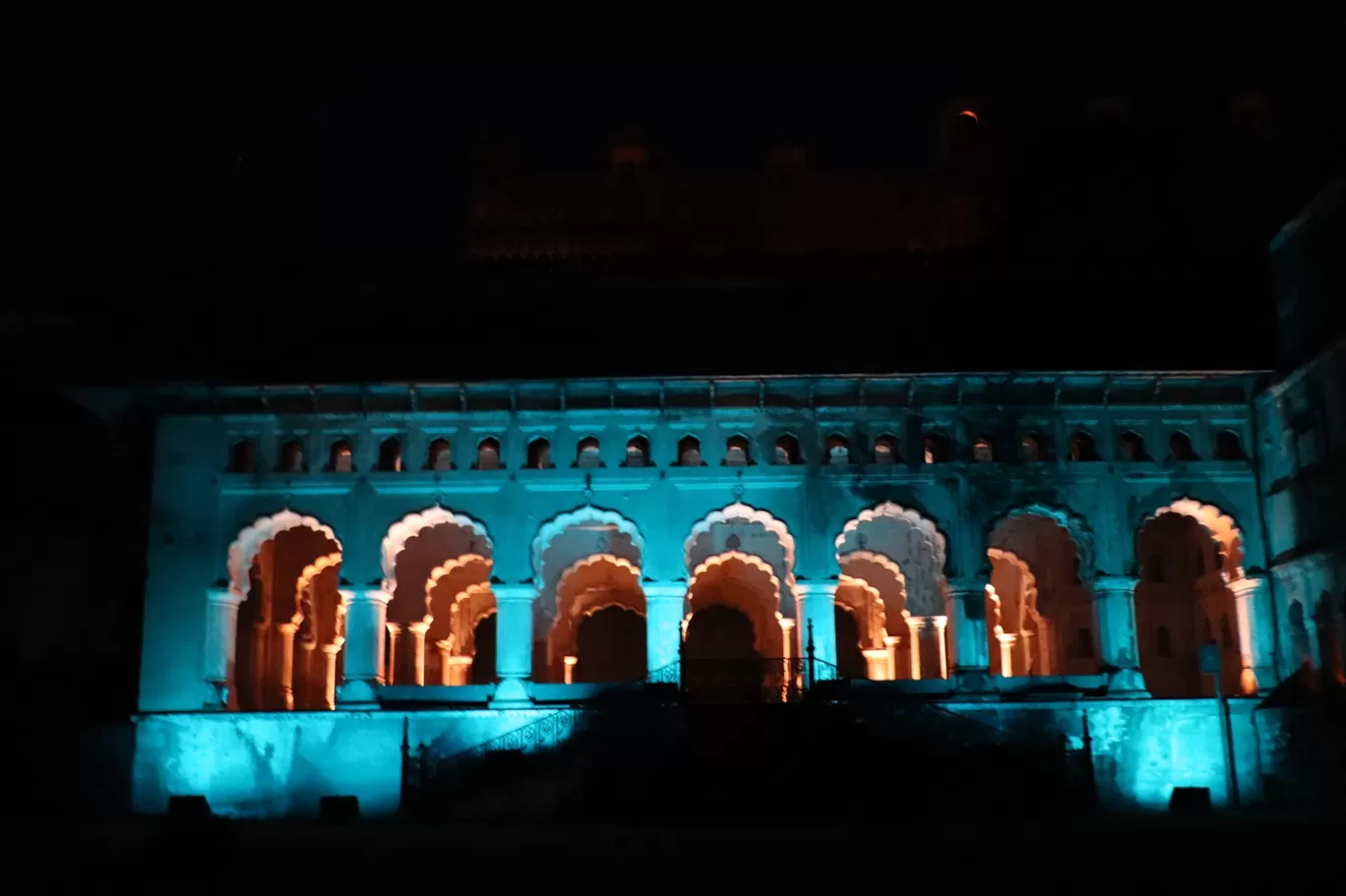 Photo of Orchha Fort complex By Lenzzstruck