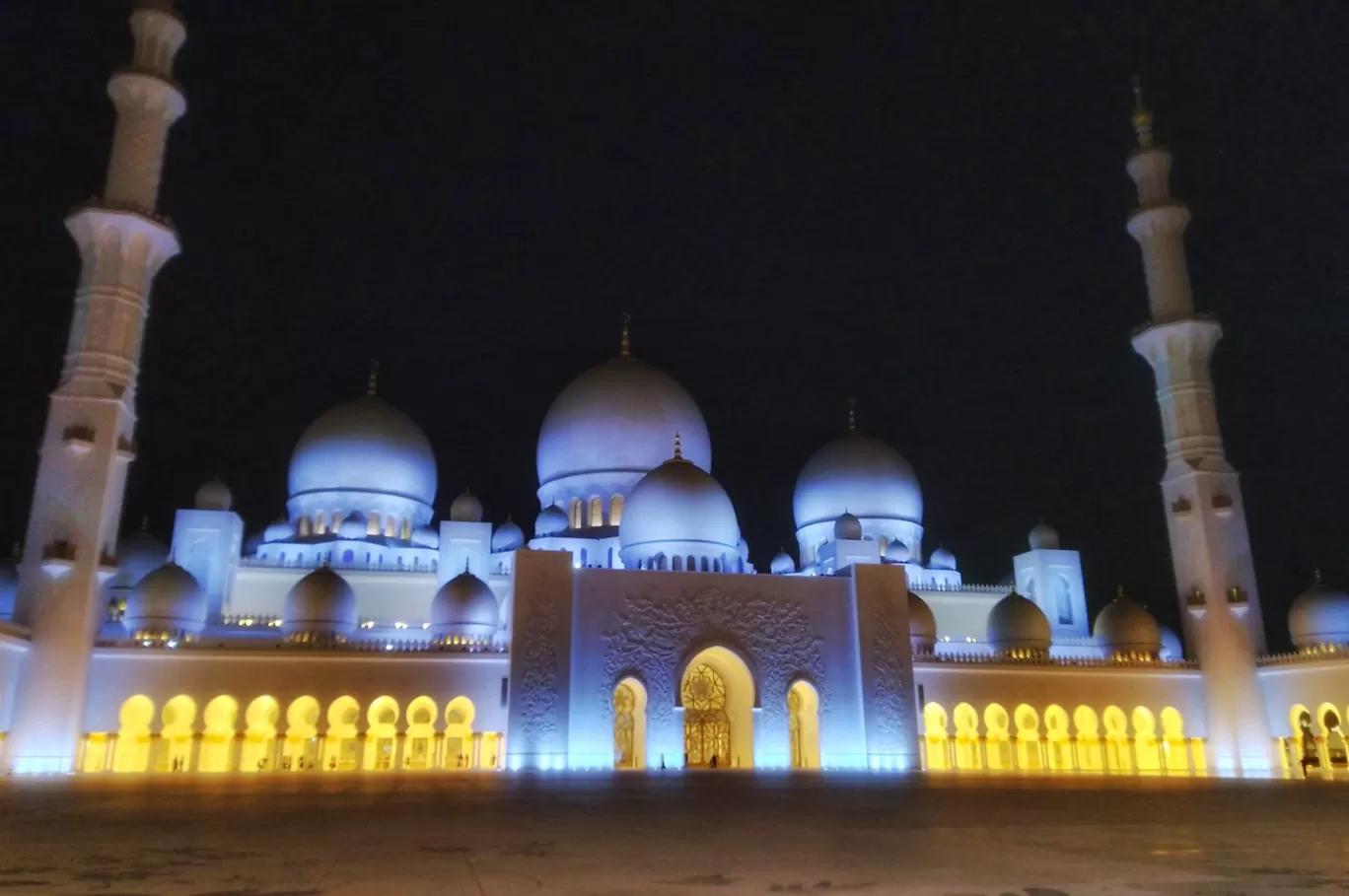 Photo of Sheikh Zayed Grand Mosque By Jackson Aishwarya