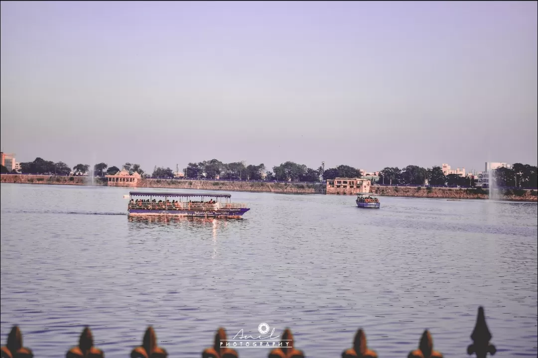 Photo of Tank Bund By Photanil