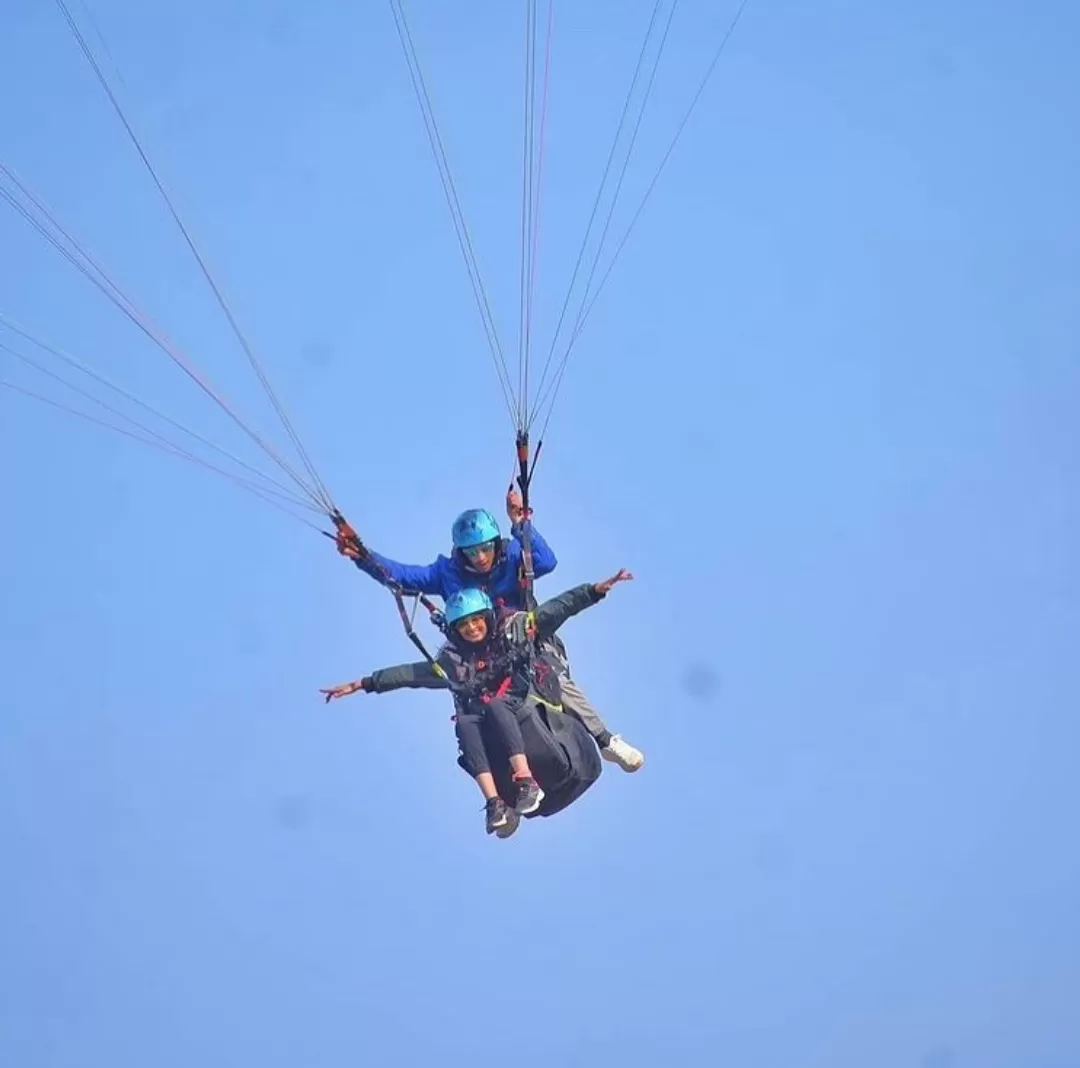 Photo of Paragliding in Bir Billing - Adventure in Himalaya By Bir Billing Tourism