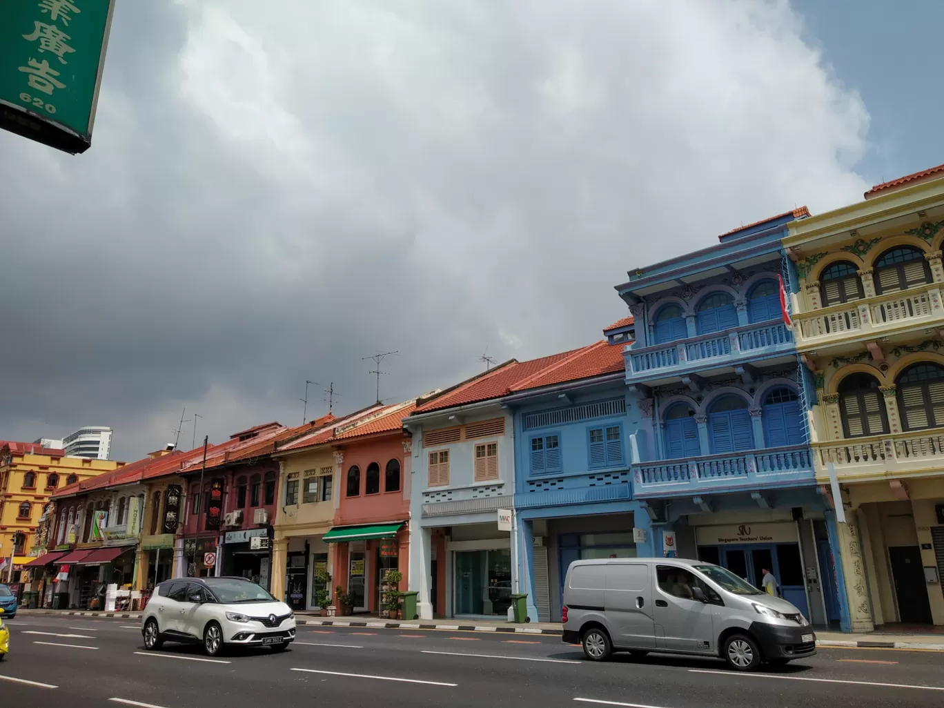 Photo of Singapore By Hemangi Narvekar
