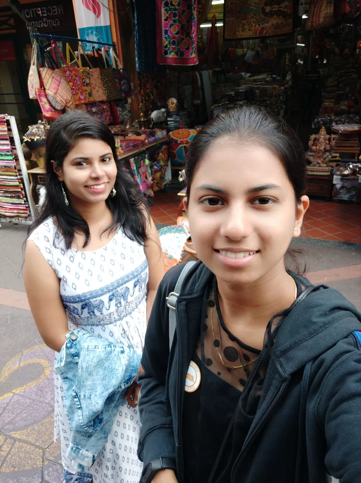 Photo of Singapore By Hemangi Narvekar