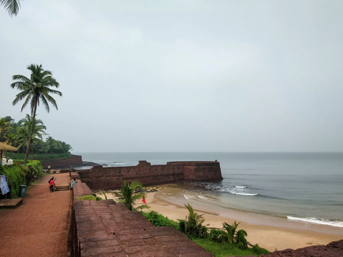Photo of Sinquerim Beach By Hemangi Narvekar