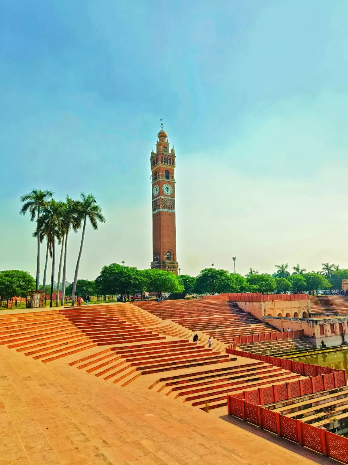 Photo of Husainabad Clock Tower By Hemangi Narvekar