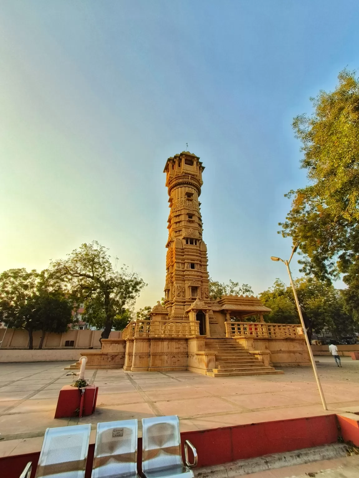 Photo of Hutheesing Jain Temple By Hemangi Narvekar