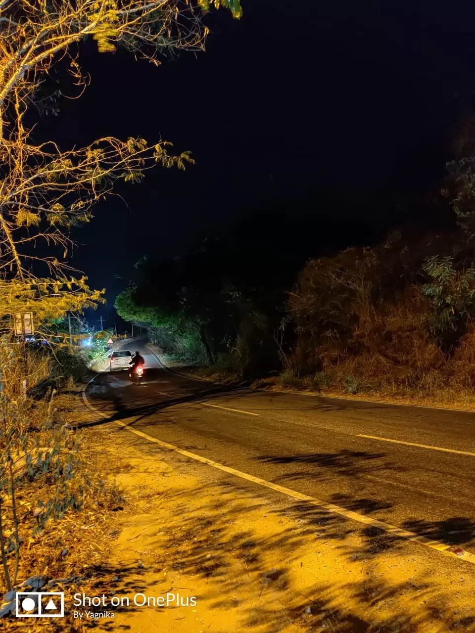 Photo of Kaggalipura Road By Yagnika Mohapatra