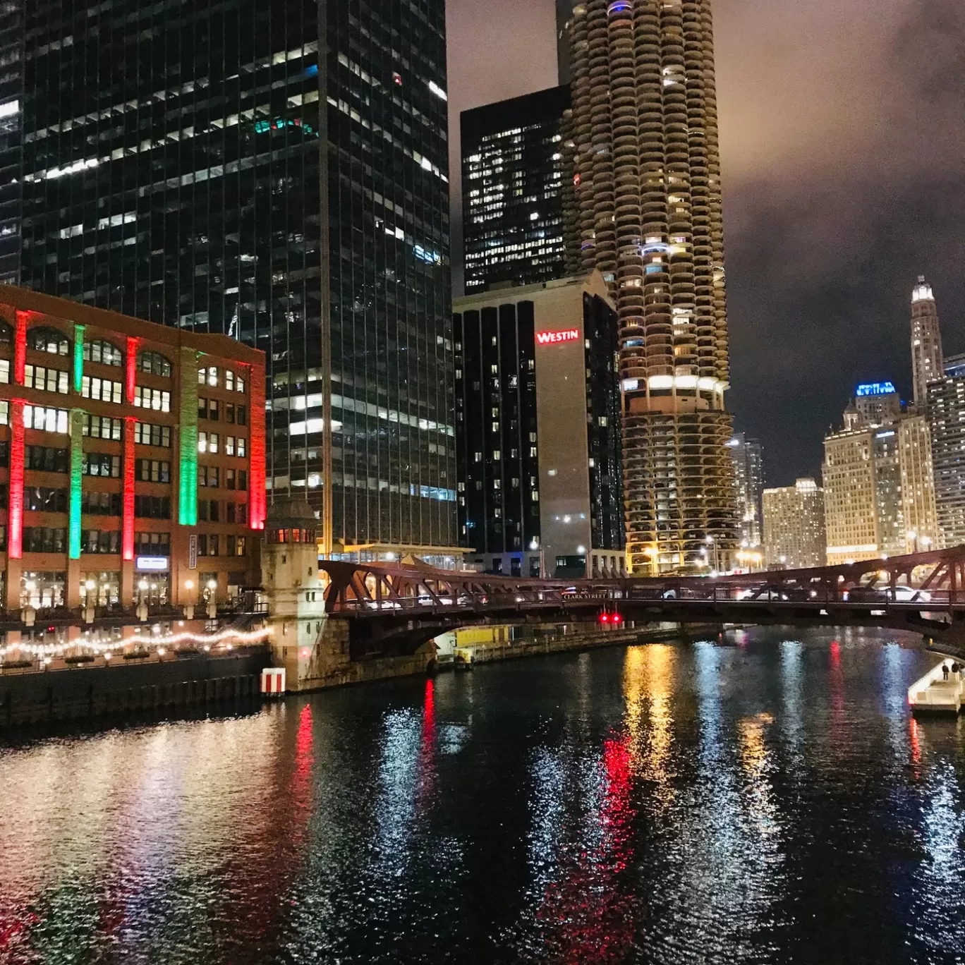 Photo of Chicago By Dhanshree Patel