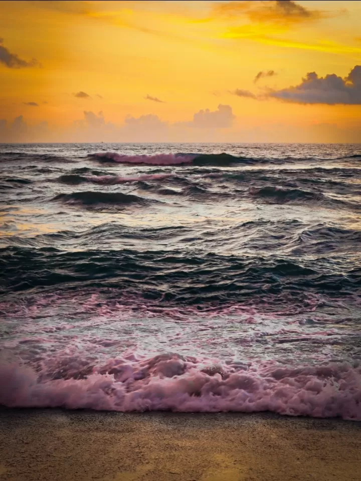 Photo of Candolim Beach By Unnati Patel