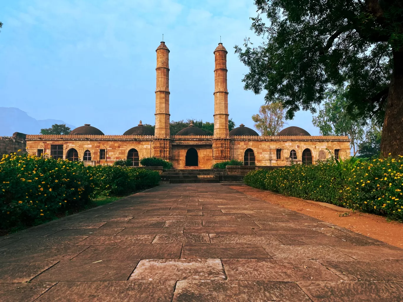 Photo of Champaner-Pavagadh Archaeological Park By Unnati Patel