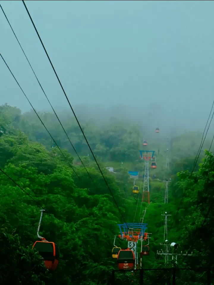 Photo of Pavagadh Hills By Unnati Patel