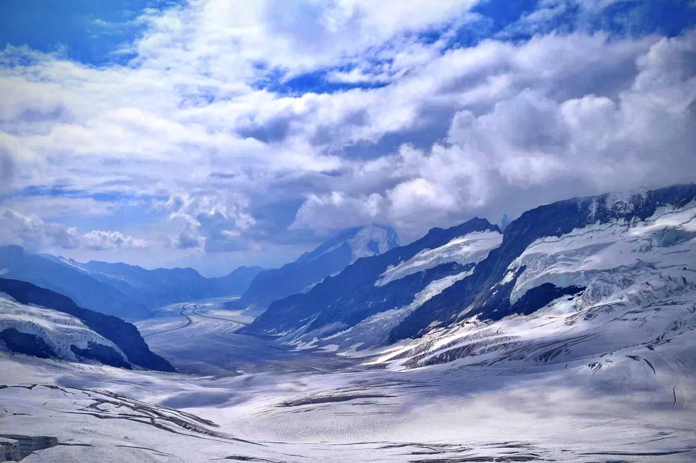 Photo of Jungfraujoch By Pooja